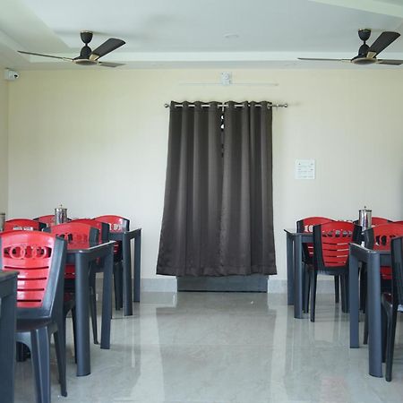Queen Of Dooars Eco Resort Chālsa Екстериор снимка